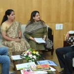 राज्यपाल रमेन डेका से भारतीय रेडक्रॉस सोसायटी रायपुर के पदाधिकारियों ने की भेंट