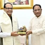 मुख्यमंत्री साय से केंद्रीय मंत्री शिवराज सिंह चौहान ने की सौजन्य मुलाकात
