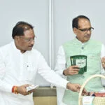 छत्तीसगढ़ की संस्कृति, स्वाद और स्वावलंबन की सोंधी महक से सजी जशप्योर ब्रांड के उत्पादों की शिवराज सिंह चौहान ने की सराहना
