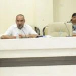 प्रमुख सचिव ने अम्बिकापुर में विभागीय कार्यों की ली समीक्षा बैठक