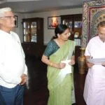 विधानेश्‍वर महादेव मंदिर में देव प्राण प्रतिष्‍ठा समारोह में भाग लेने के लिये विधान सभा कर्मियों ने वासुदेव देवनानी को दिया निमंत्रण