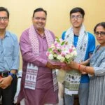 मुख्यमंत्री भजनलाल शर्मा से नीट टॉपर महेश कुमार ने की मुलाकात