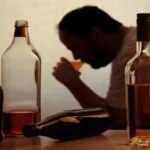 8 वर्ष बाद पत्नी लौटी तो खुशी में पी ली बहुत अधिक शराब, फिर…
