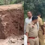 कोरबा में बड़ा हादसा, एक ही परिवार के तीन लोग मलबा में दबे…