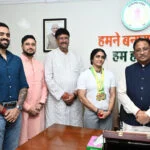 एशियन अफ्रीकन पैसिफिक पावरलिफ्टिंग चैंपियनशिप की स्वर्ण पदक विजेता नमी राय पारेख ने सीएम से की मुलाकात