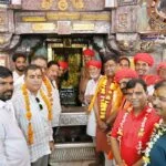 राजस्थान वन एवं पर्यावरण मंत्री संजय शर्मा ने किए प्रभु चार भुजानाथ के दर्शन